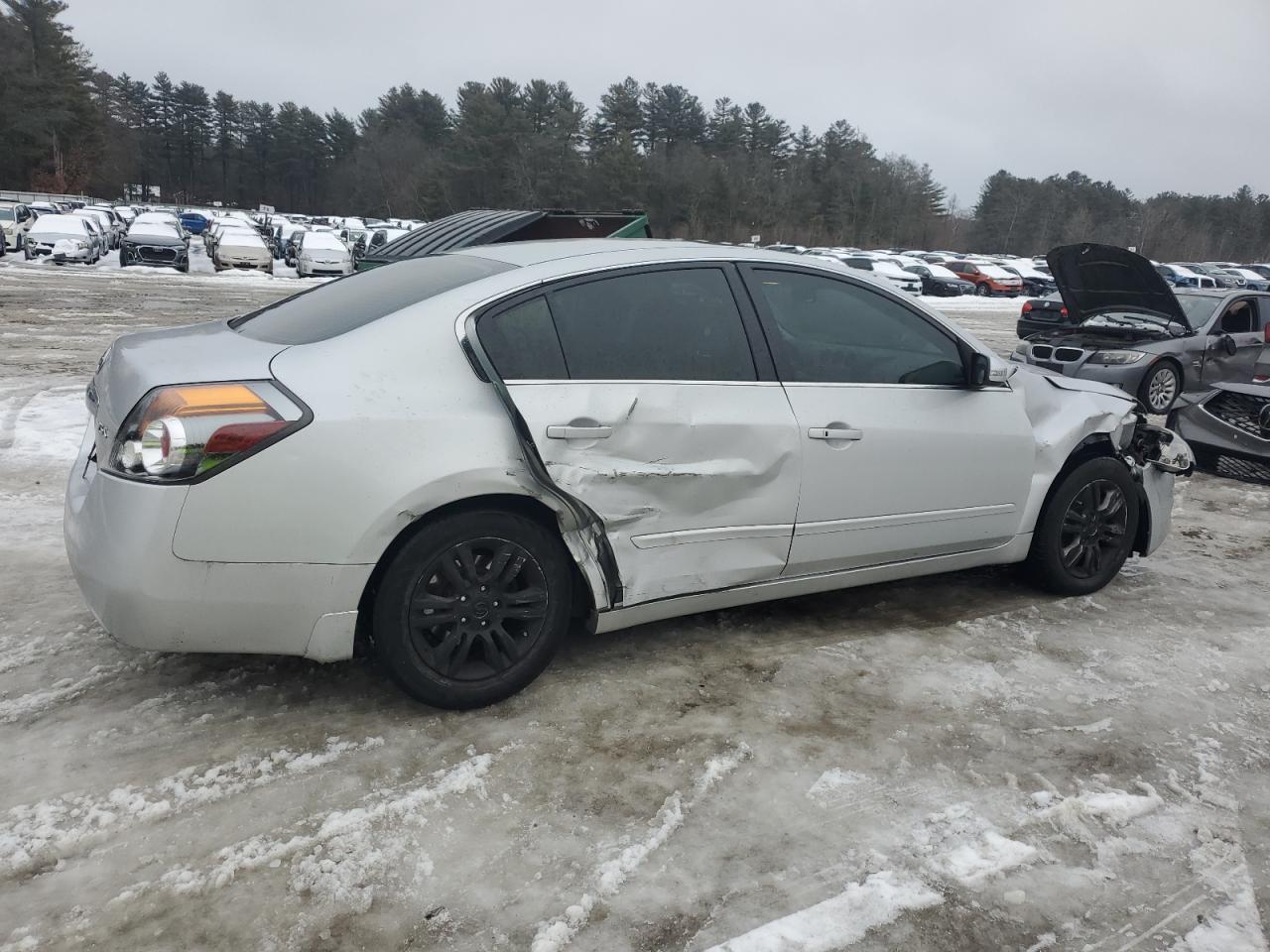 2011 Nissan Altima - Image 3