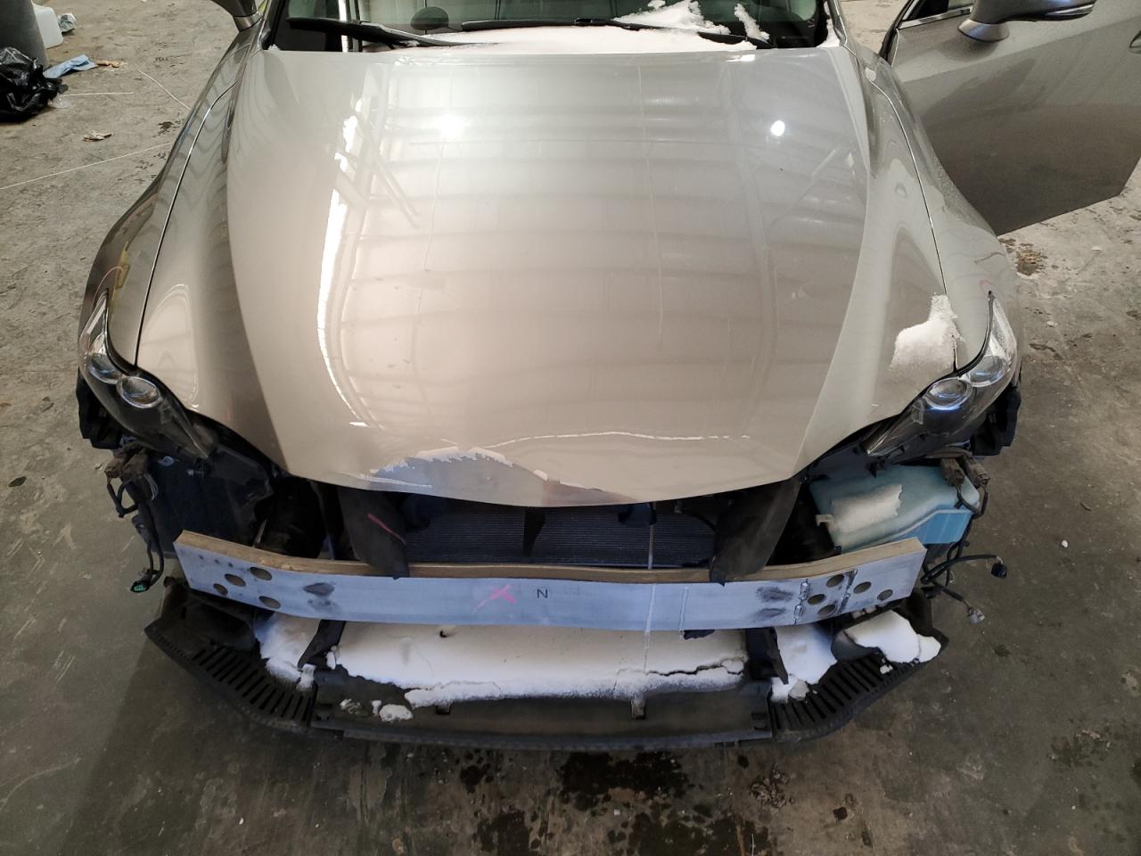 2014 Lexus IS - Image 11