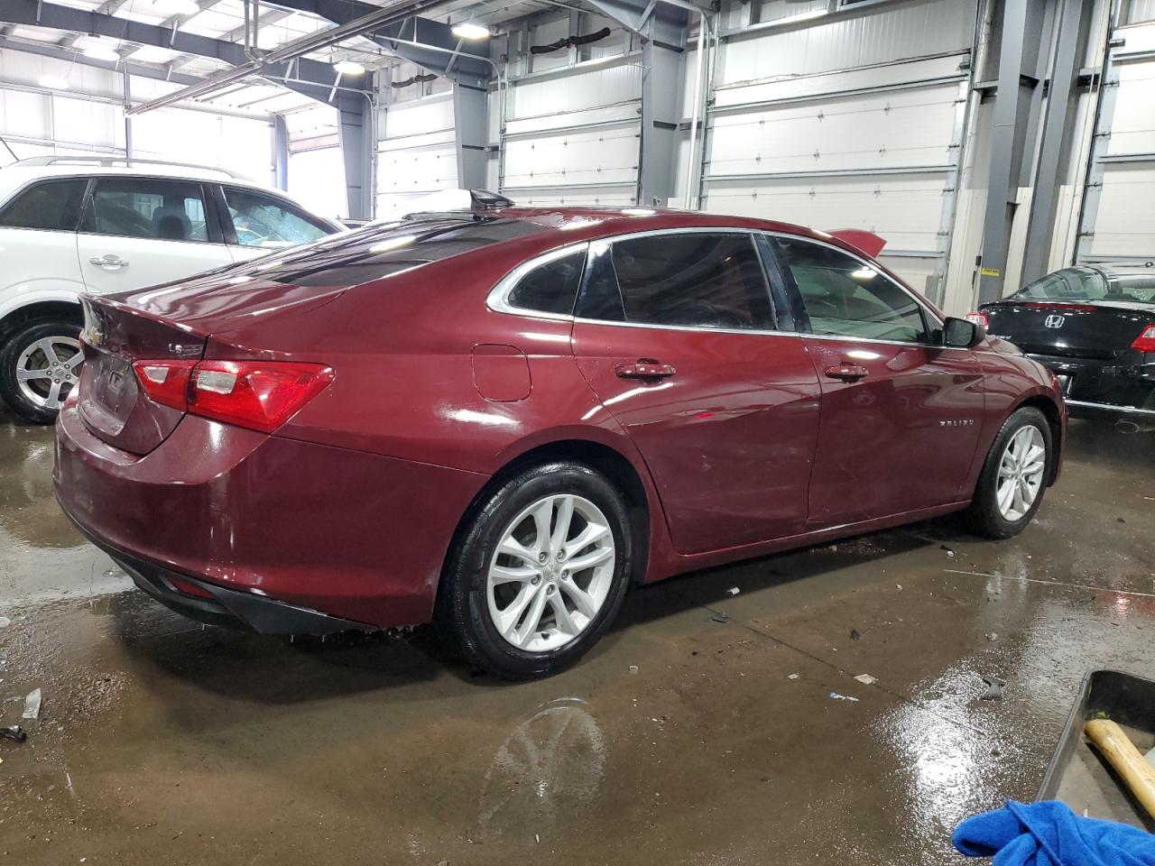 2016 Chevrolet Malibu - Image 3