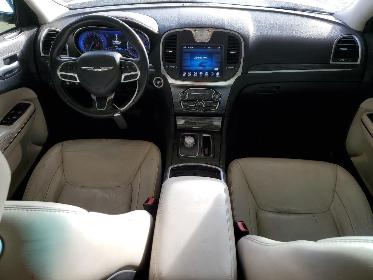 2017 Chrysler 300 - Image 8