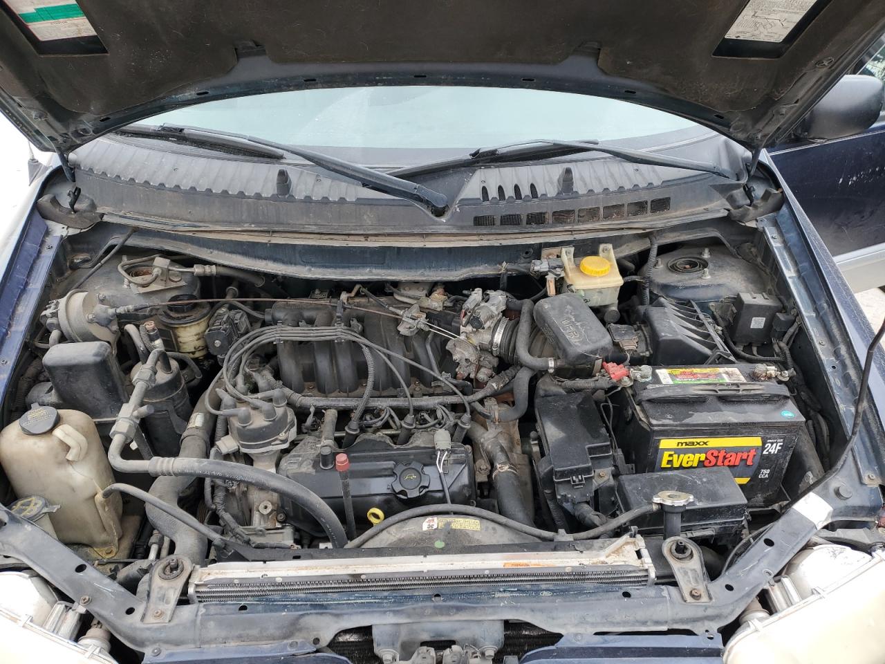 2001 Nissan Quest - Image 12