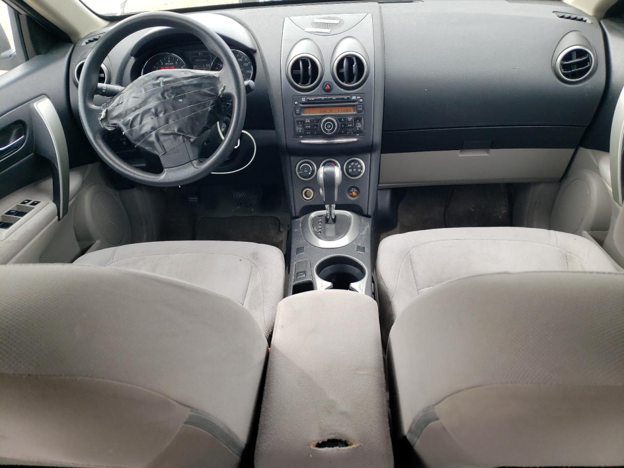 2014 Nissan Rogue - Image 8