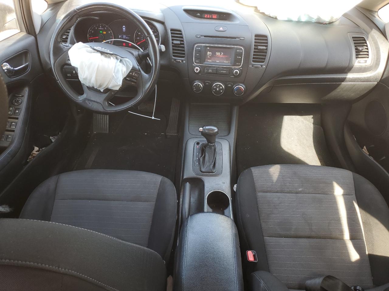 2014 Kia Forte - Image 8