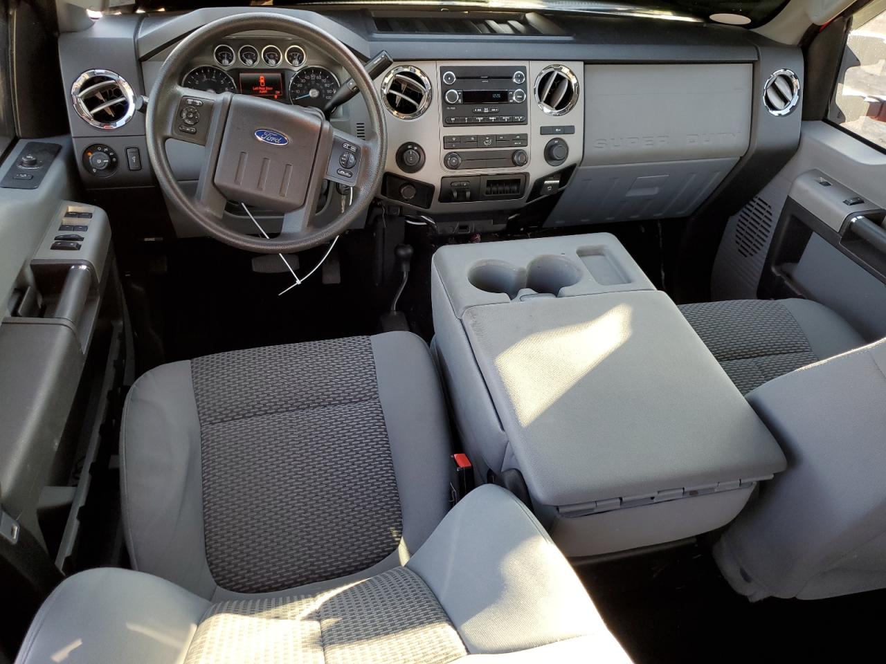 2015 Ford F250 - Image 8