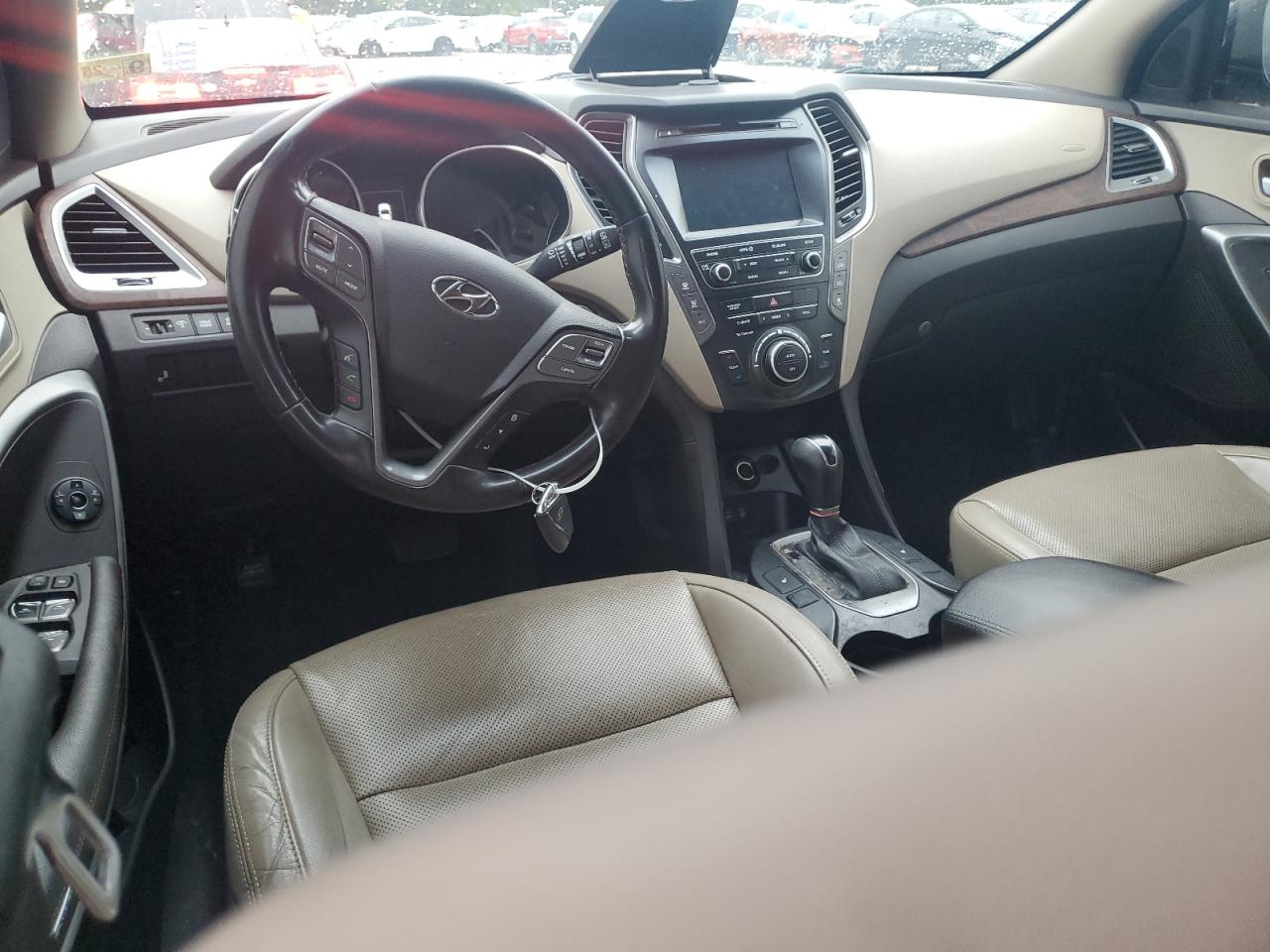 2018 Hyundai Santa Fe - Image 8