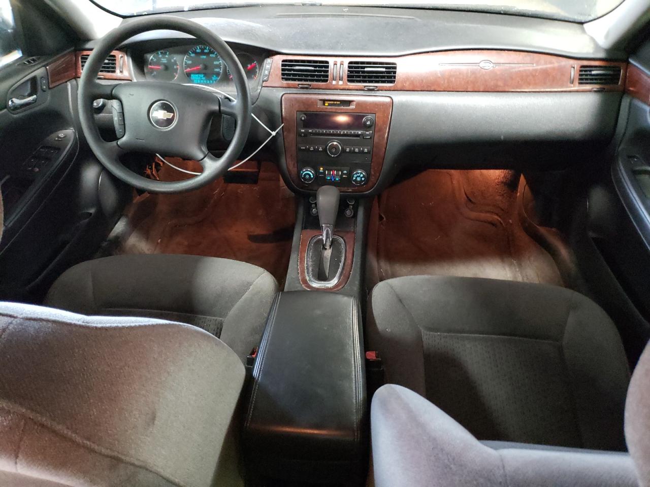 2009 Chevrolet Impala - Image 8