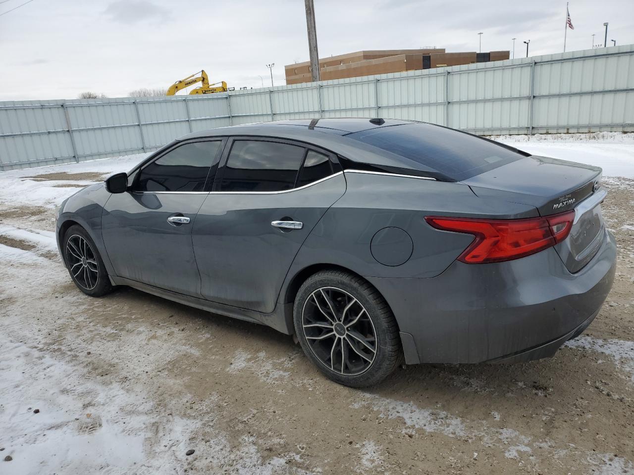 2017 Nissan Maxima - Image 2