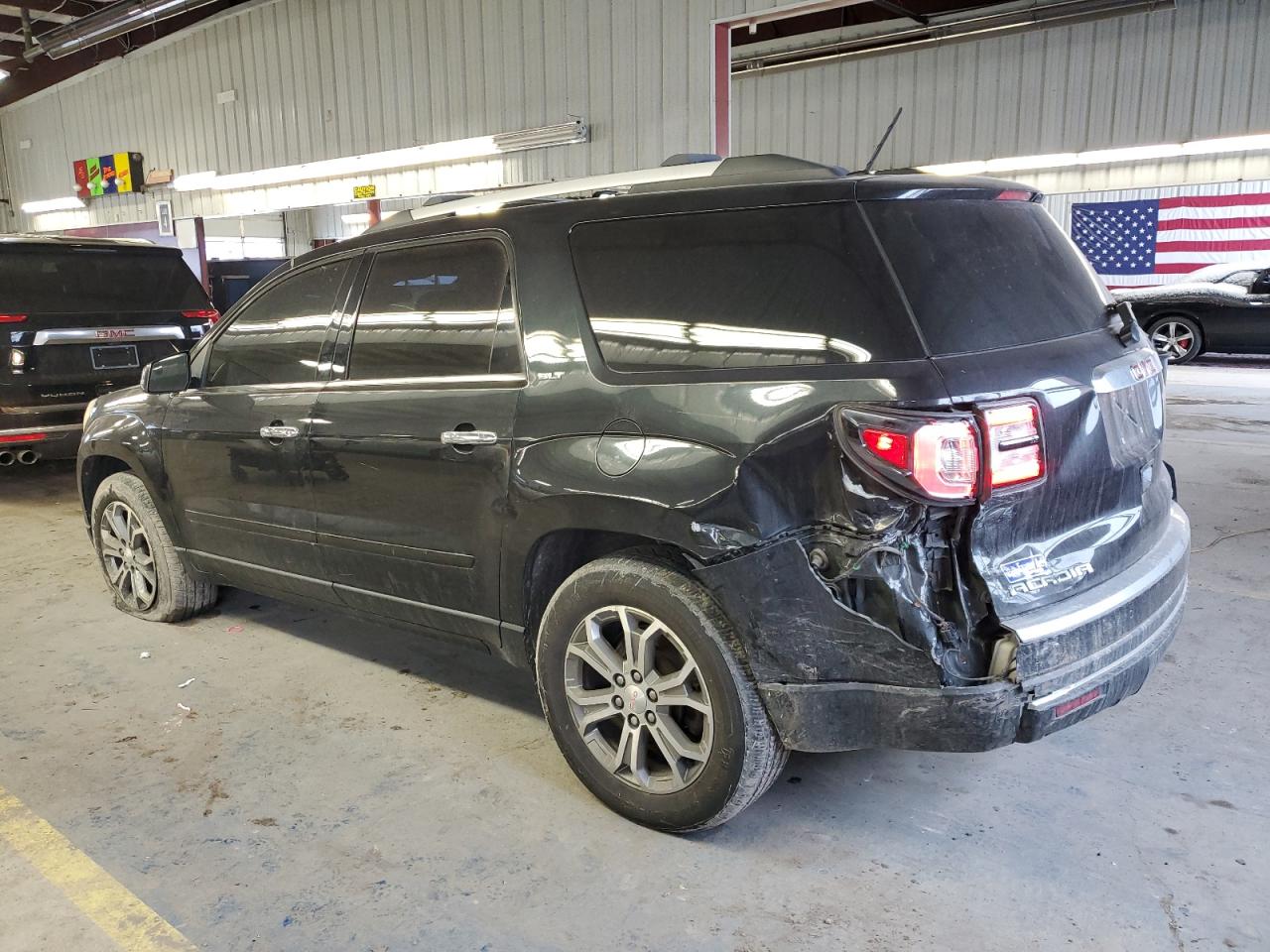 2014 GMC Acadia - Image 2