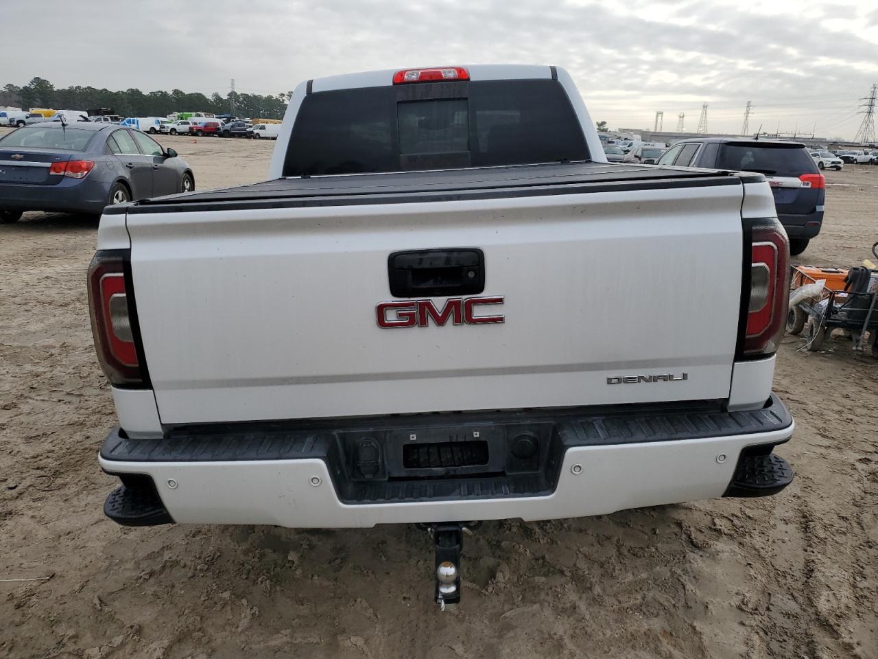2018 GMC Sierra - Image 6