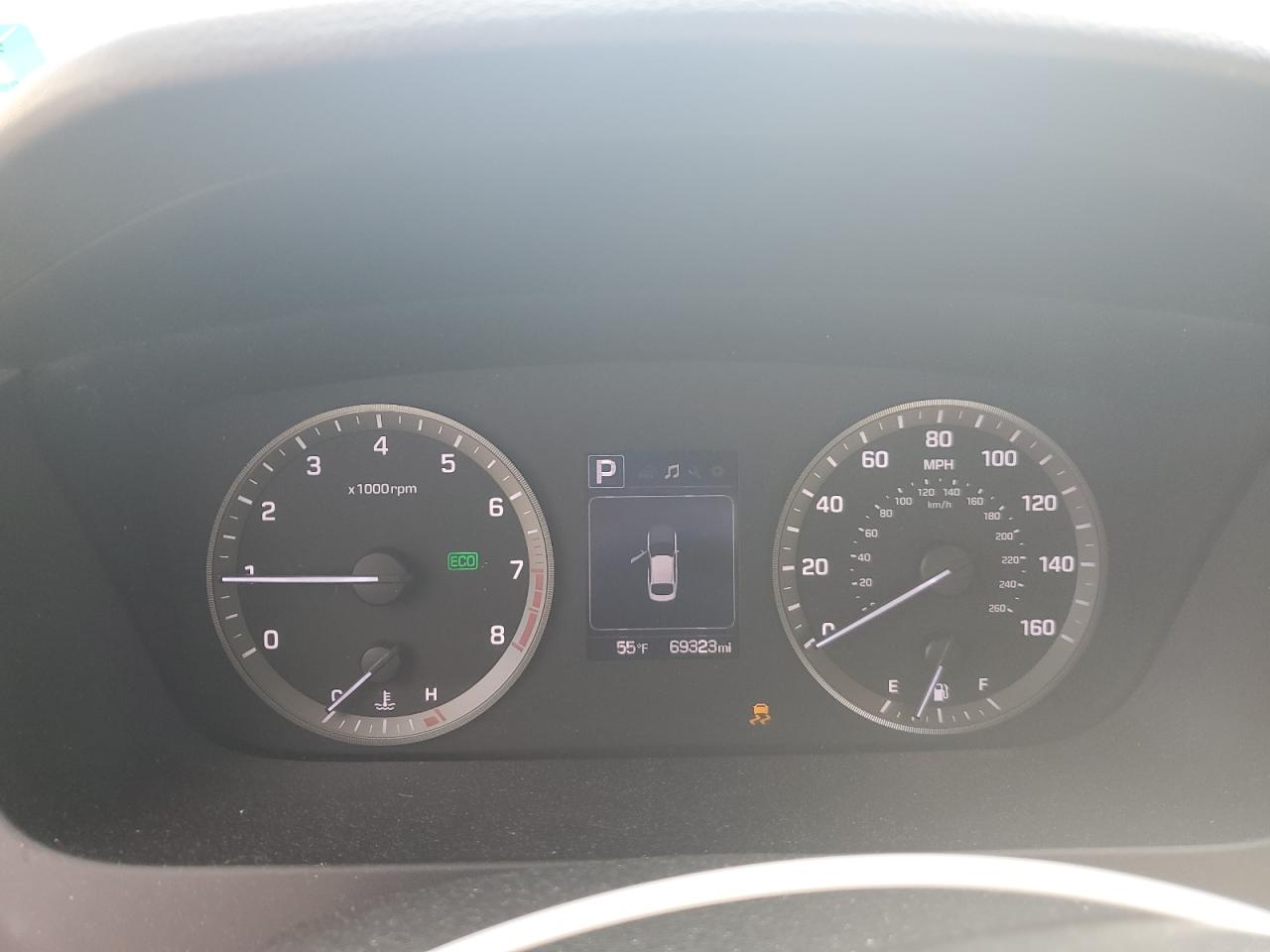 2016 Hyundai Sonata - Image 9