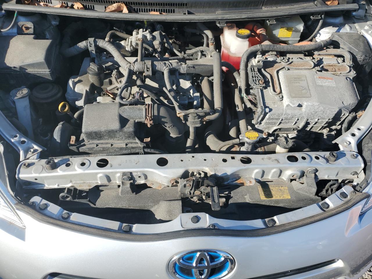 2014 Toyota Prius - Image 11