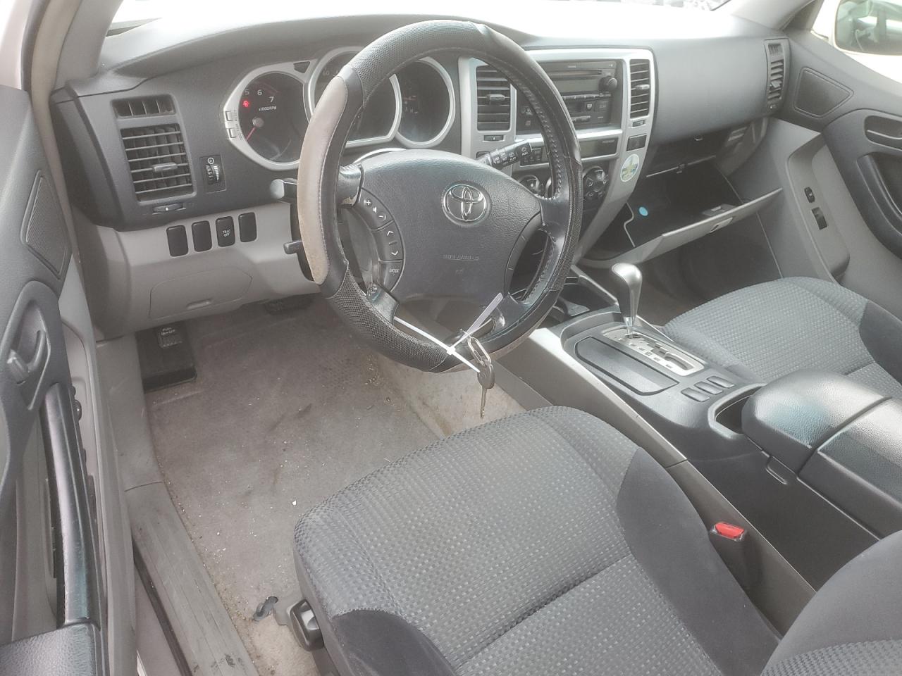 2004 Toyota 4Runner - Image 8