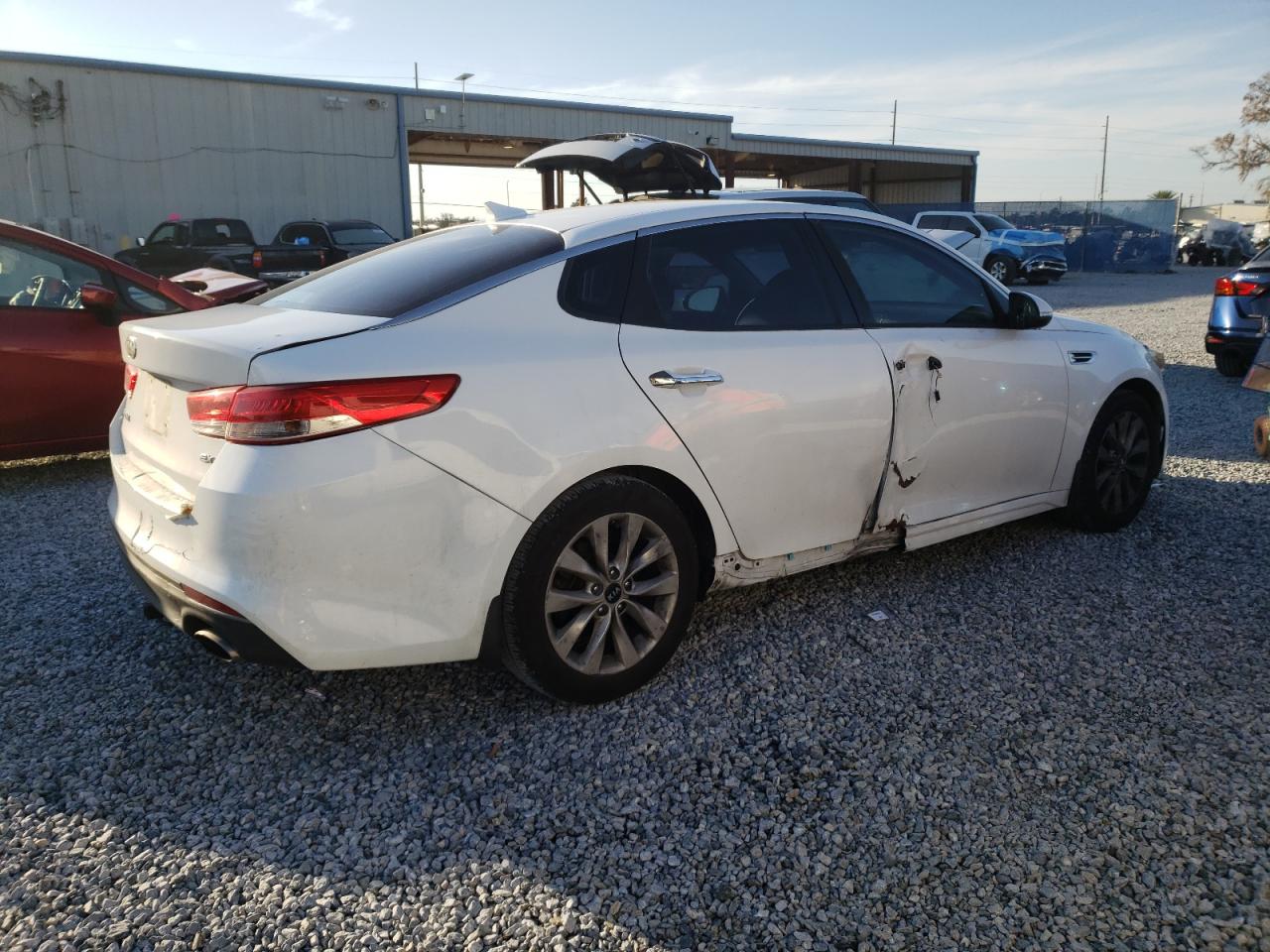 2016 Kia Optima - Image 3