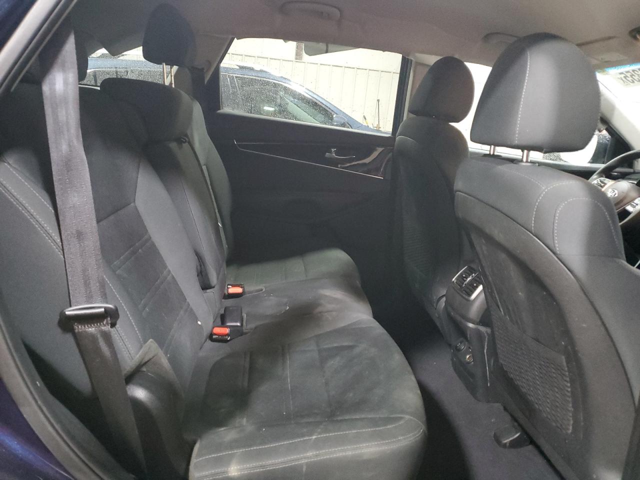 2020 Kia Sorento - Image 11