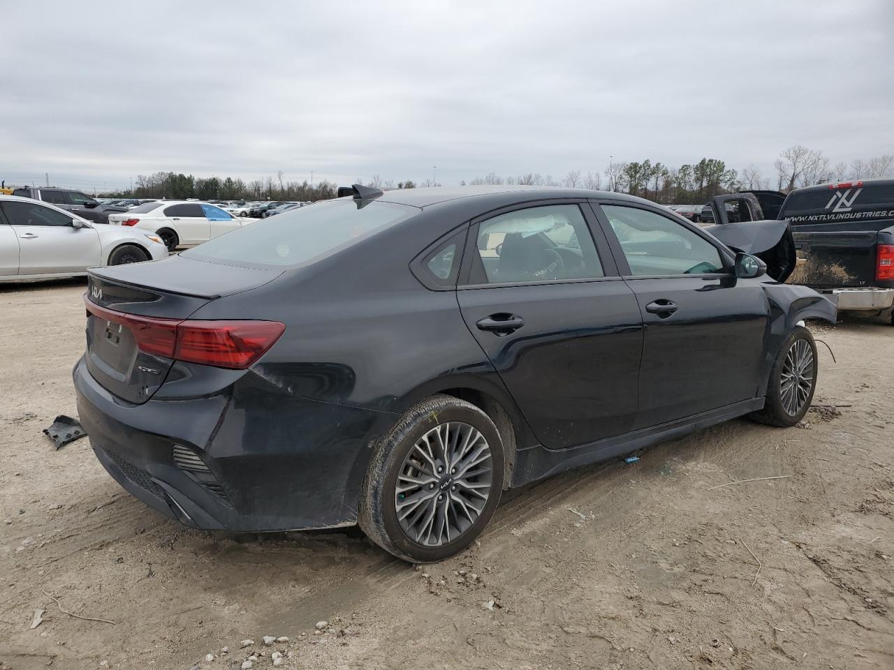 2024 Kia Forte - Image 3