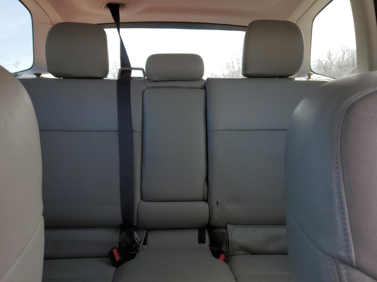 2016 Subaru Forester - Image 10