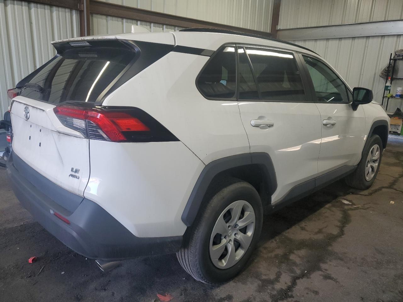 2021 Toyota RAV 4 - Image 3