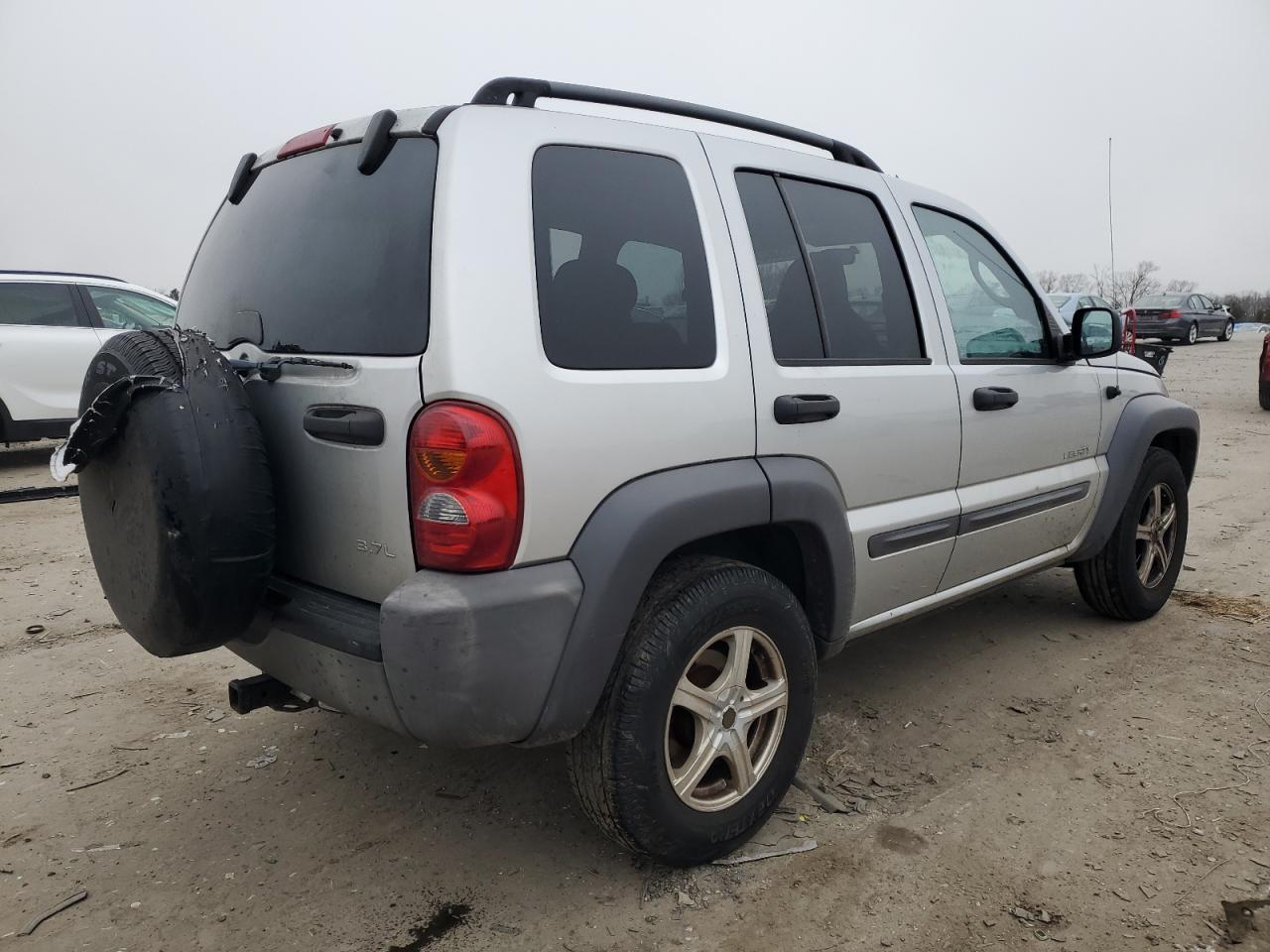 2004 Jeep Liberty (North America) - Image 3