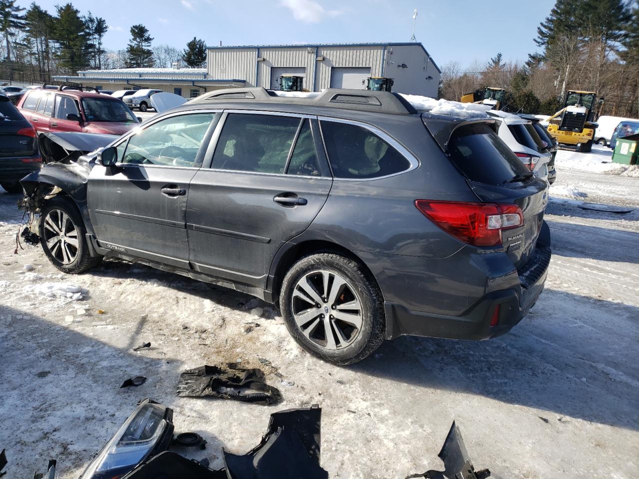 2018 Subaru Outback - Image 2