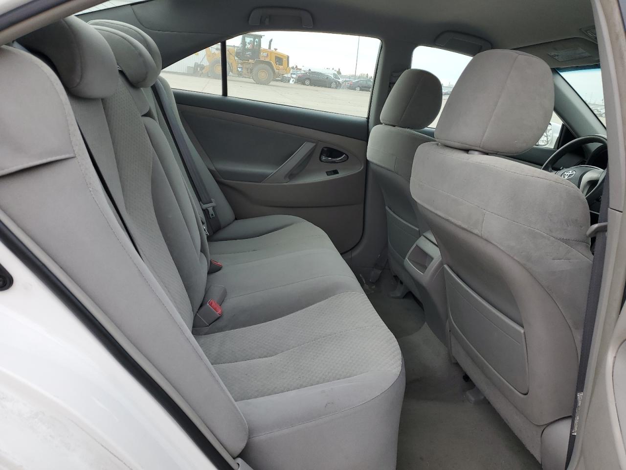 2009 Toyota Camry - Image 11