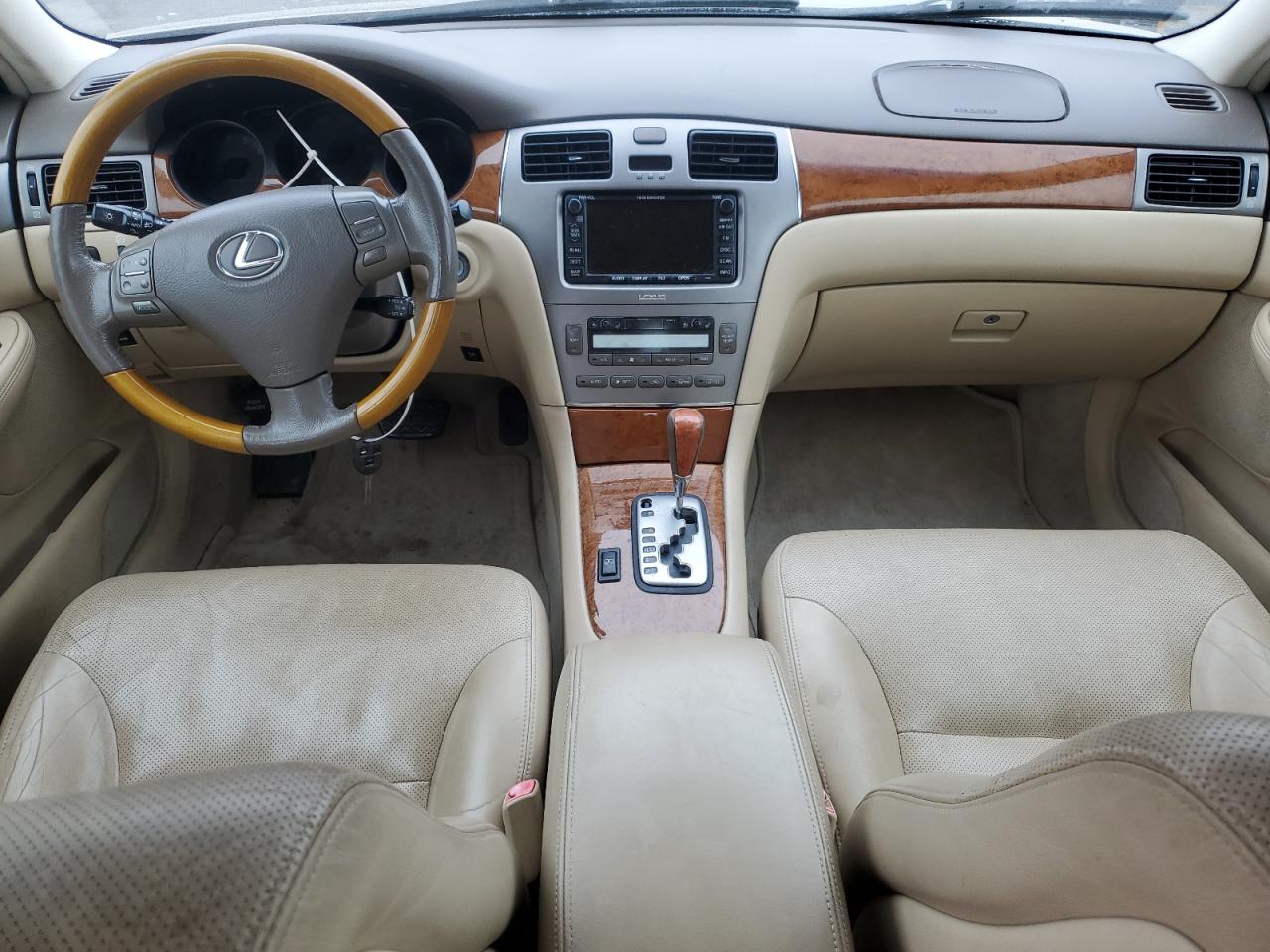 2005 Lexus ES - Image 8