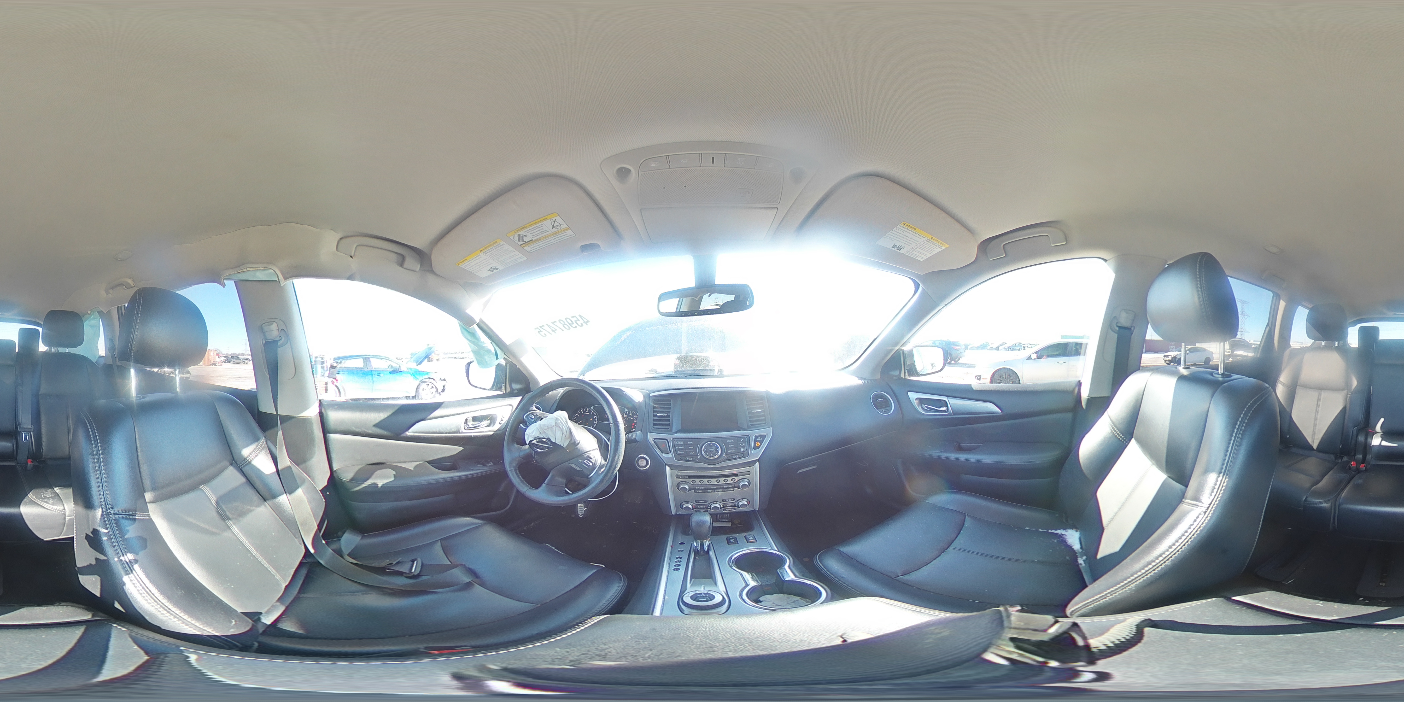 2020 Nissan Pathfinder - Image 14