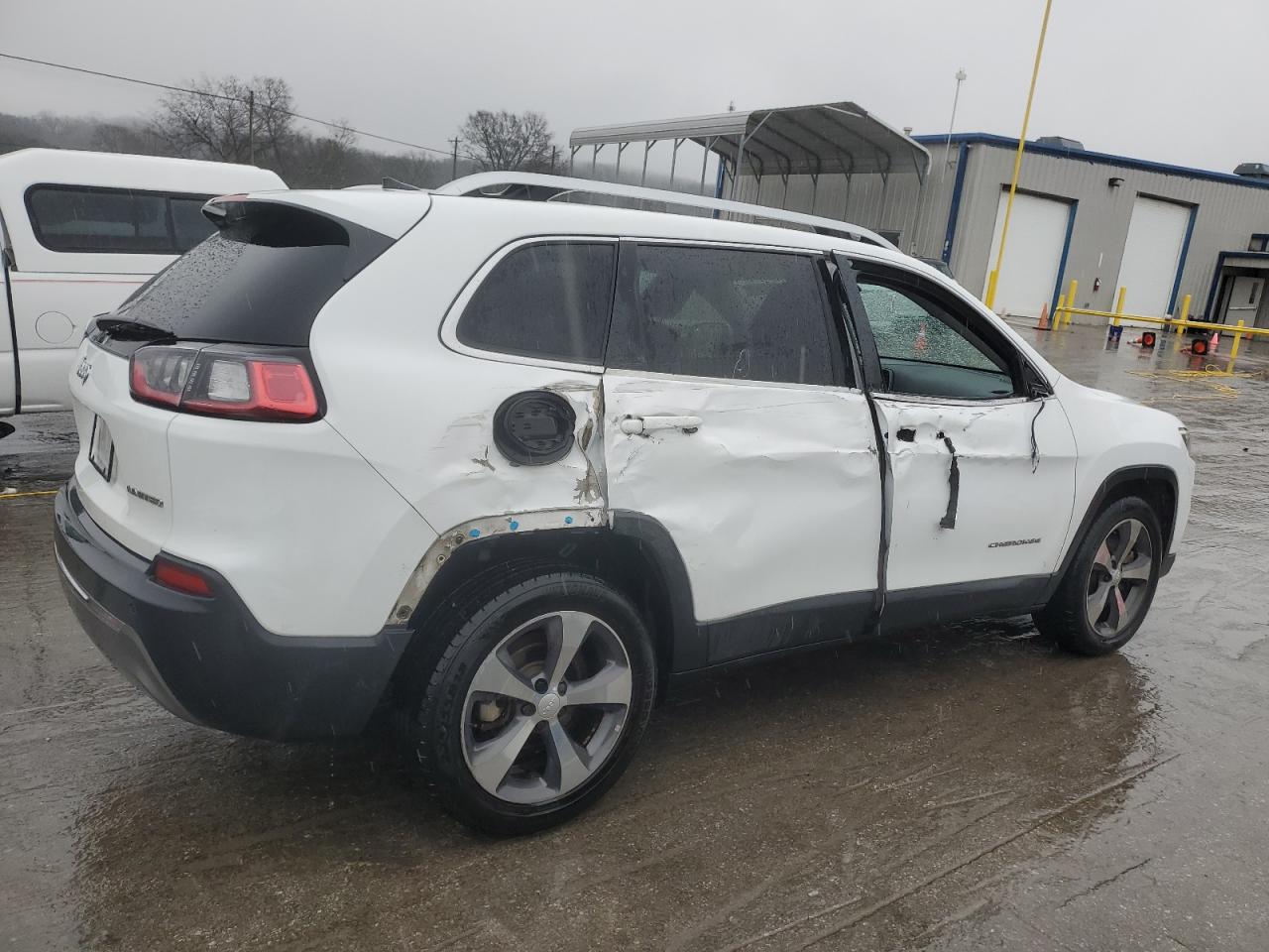 2019 Jeep Grand Cherokee - Image 3