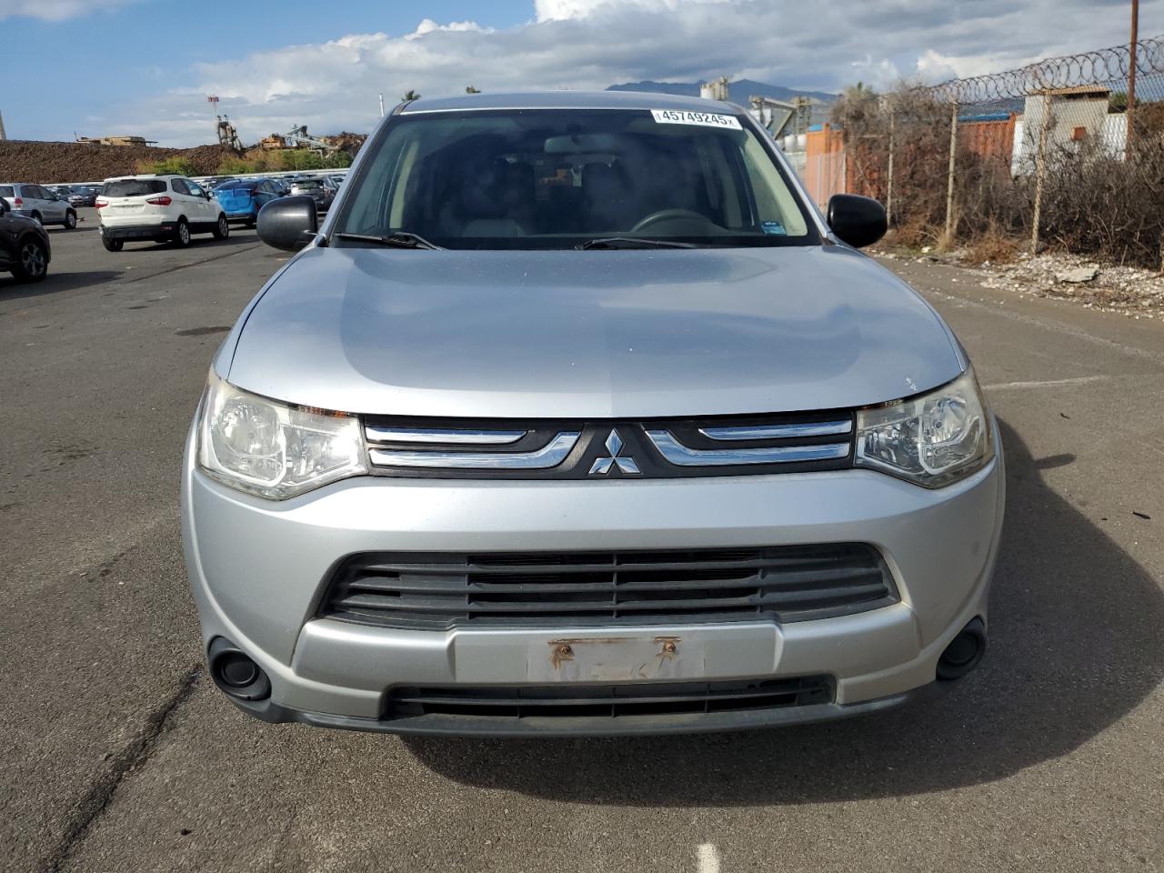 2014 Mitsubishi Outlander - Image 5