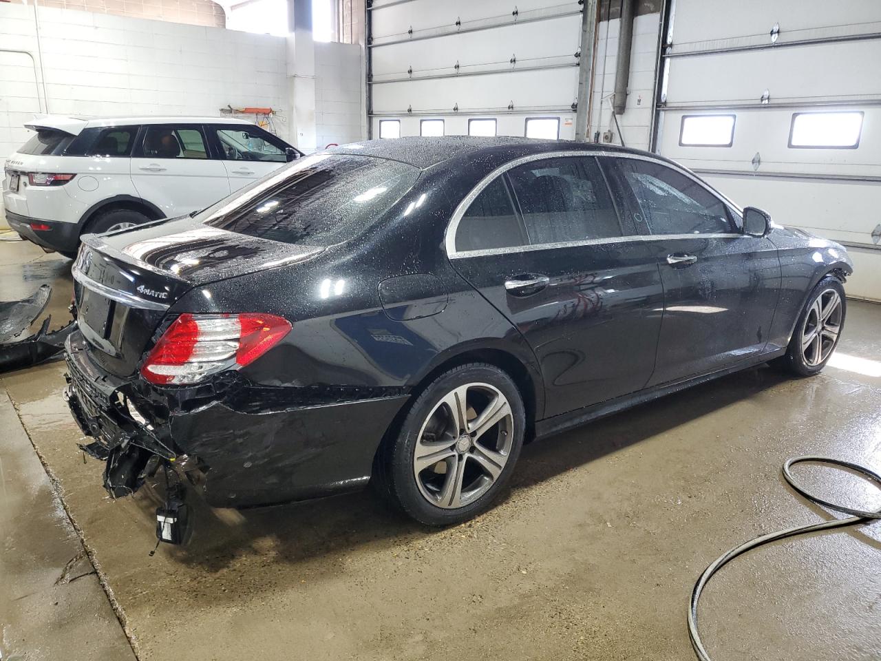 2017 Mercedes-Benz E-klasse - Image 3