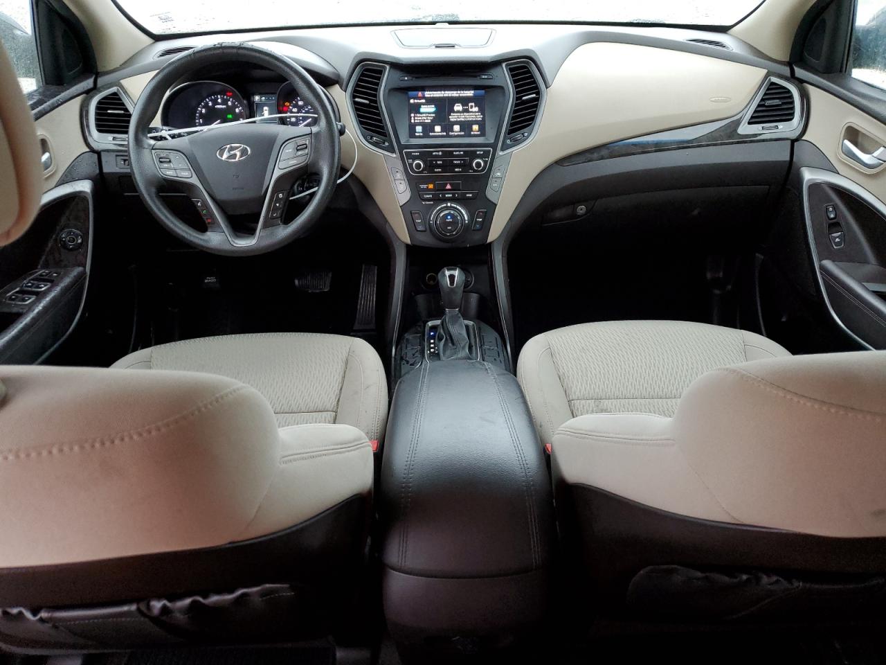 2017 Hyundai Santa Fe - Image 8