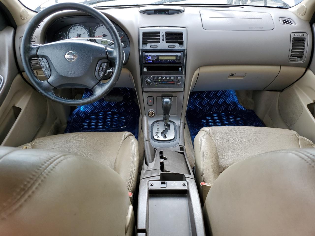 2002 Nissan Maxima - Image 8