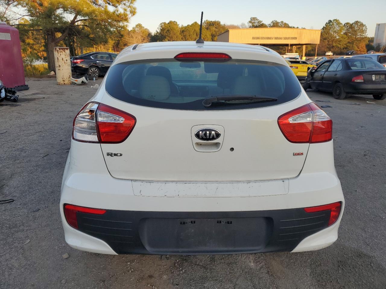 2016 Kia Rio - Image 6