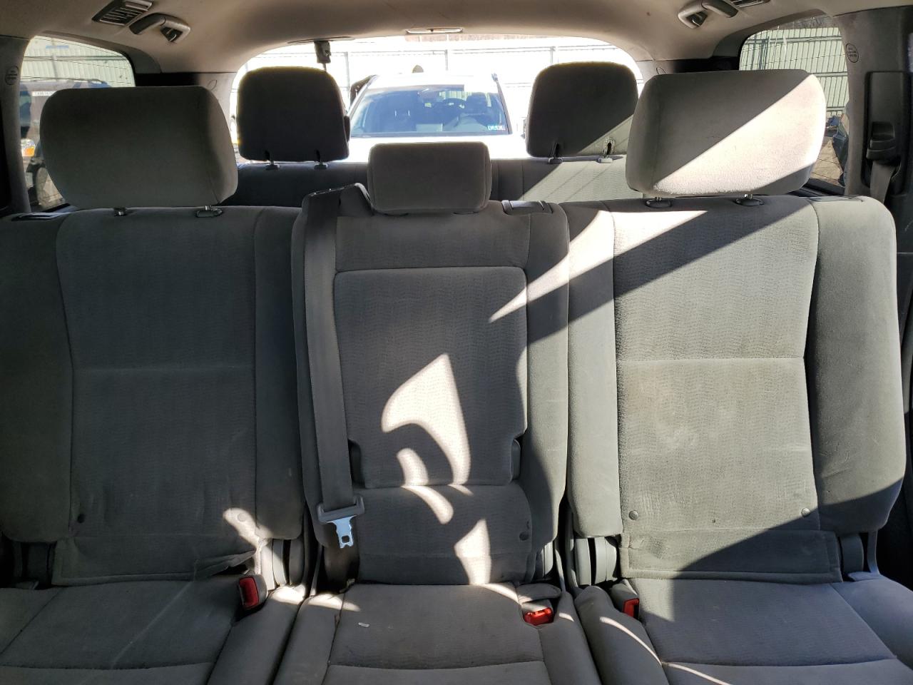 2013 Toyota Sequoia - Image 10