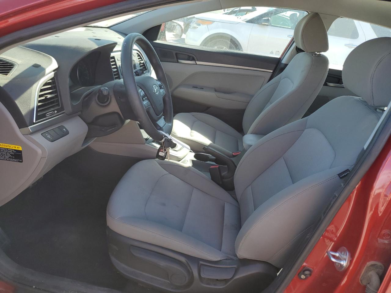 2017 Hyundai Elantra - Image 7