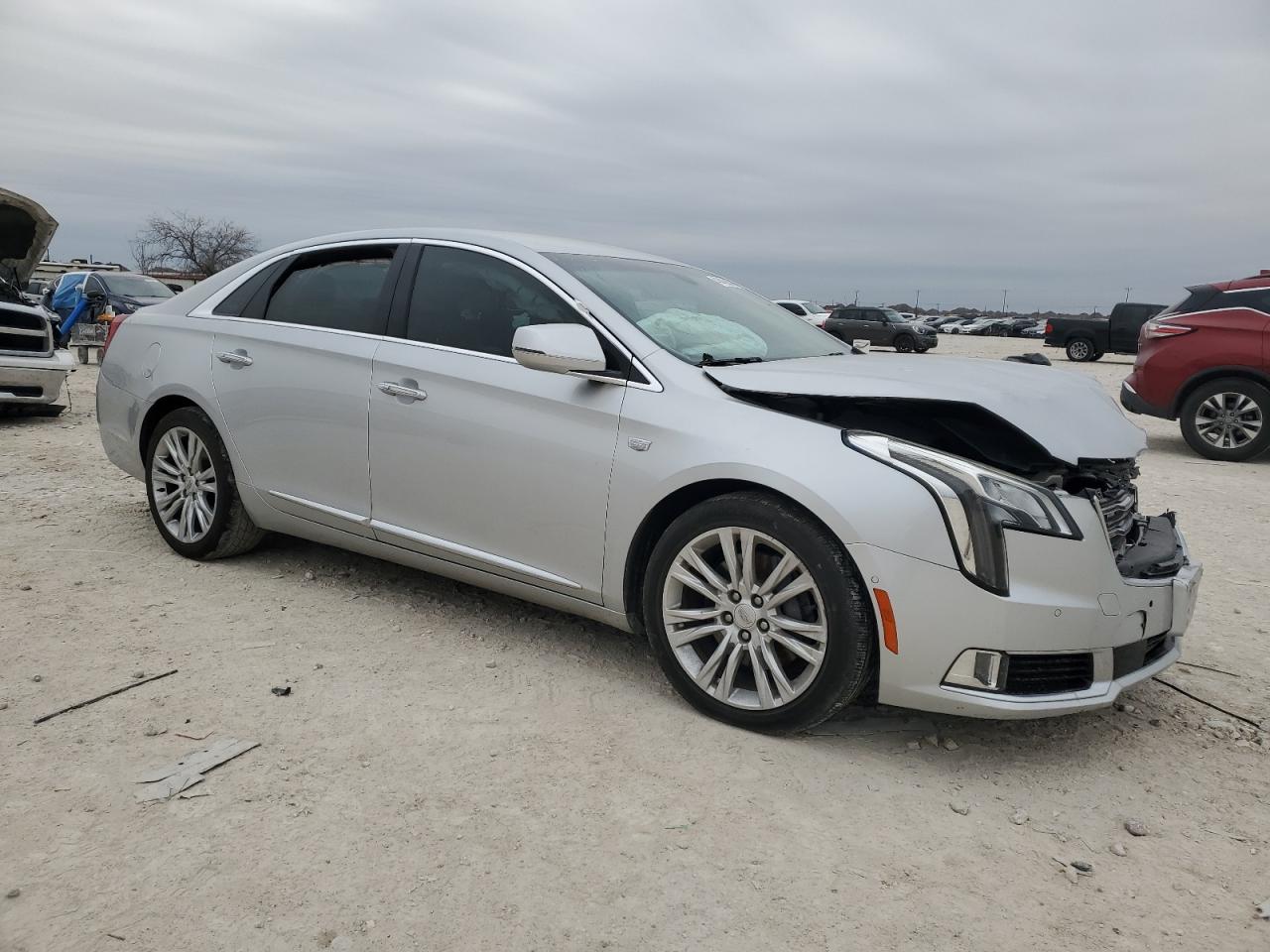 2019 Cadillac XTS - Image 4