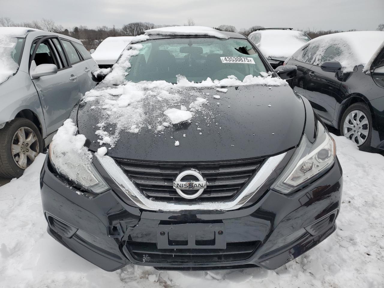 2016 Nissan Altima - Image 5