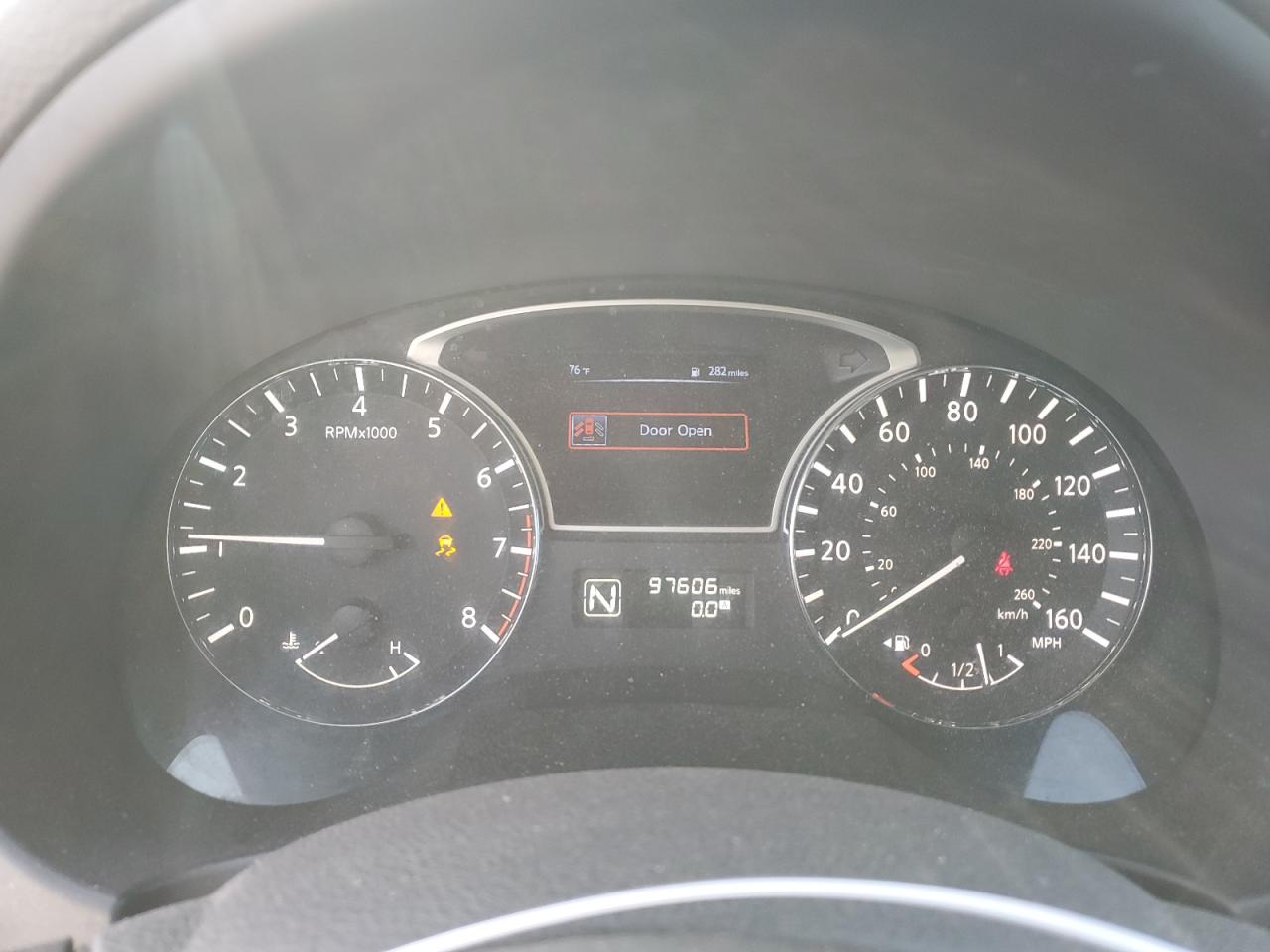 2015 Nissan Altima - Image 9
