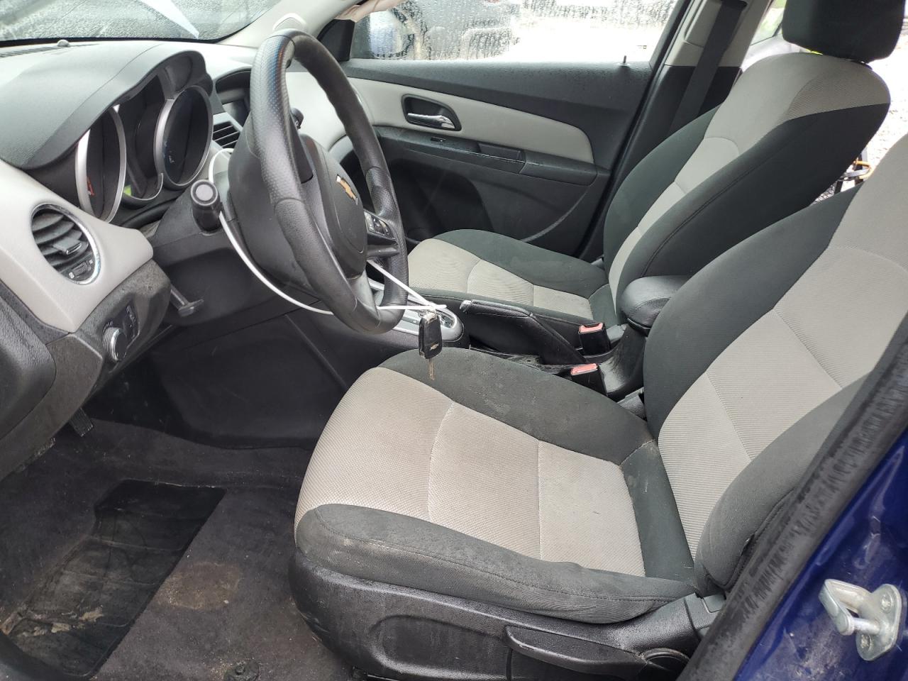 2012 Chevrolet Cruze - Image 7