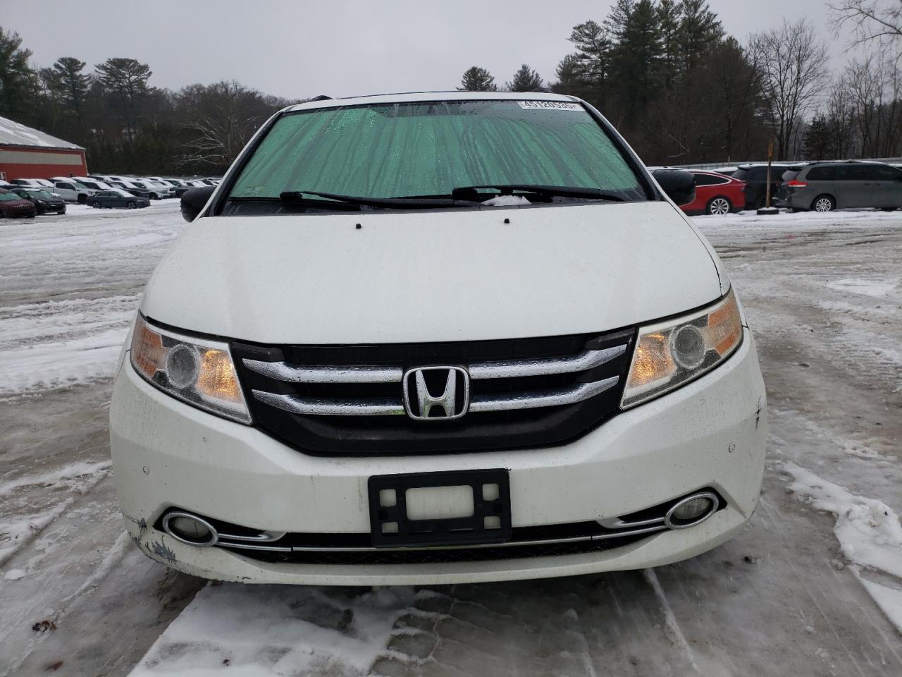 2011 Honda Odyssey - Image 5