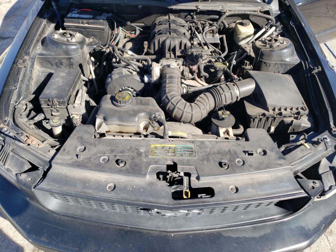2005 Ford Mustang - Image 11