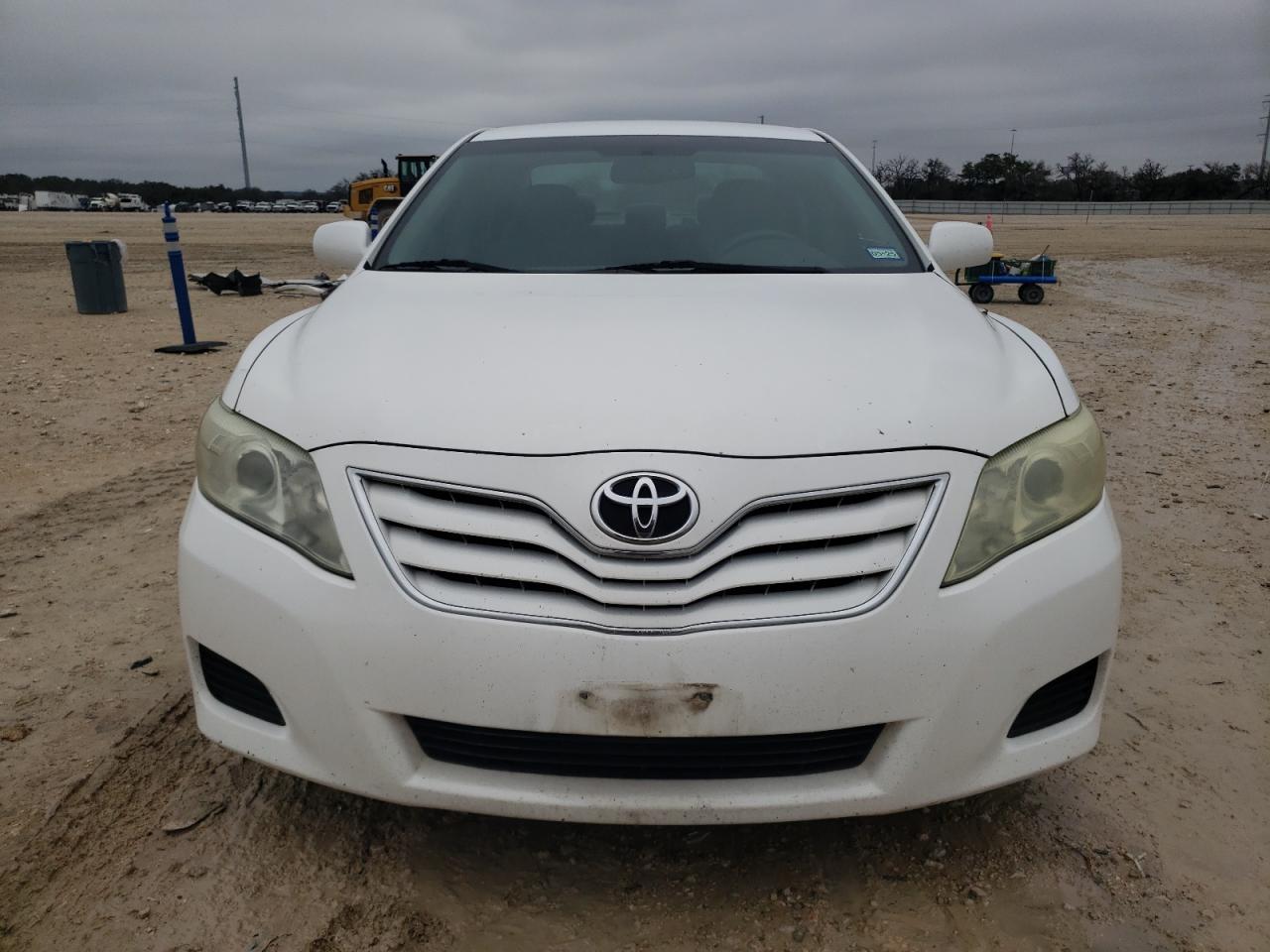 2011 Toyota Camry - Image 5
