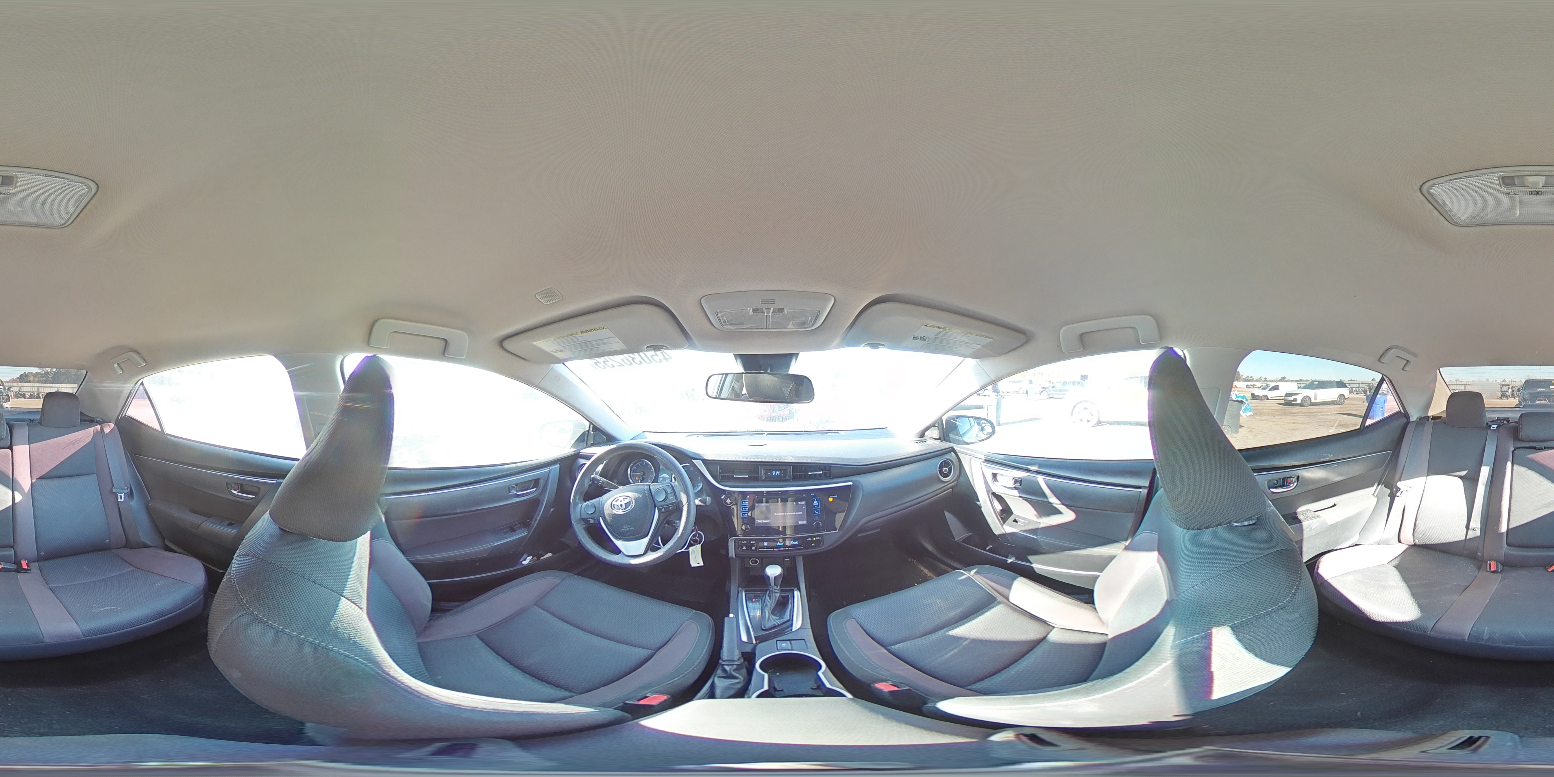 2019 Toyota Corolla - Image 13