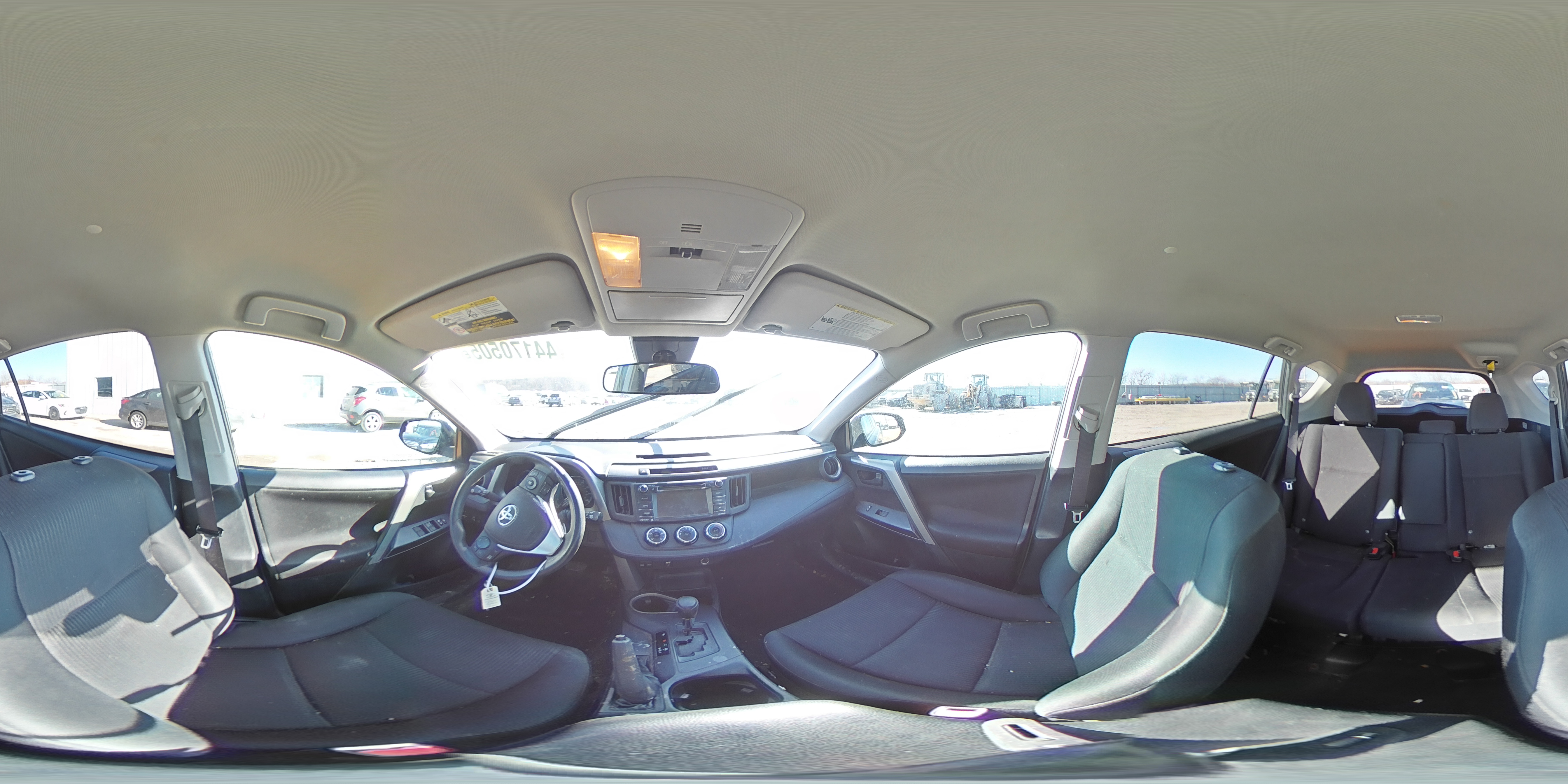 2018 Toyota RAV 4 - Image 14