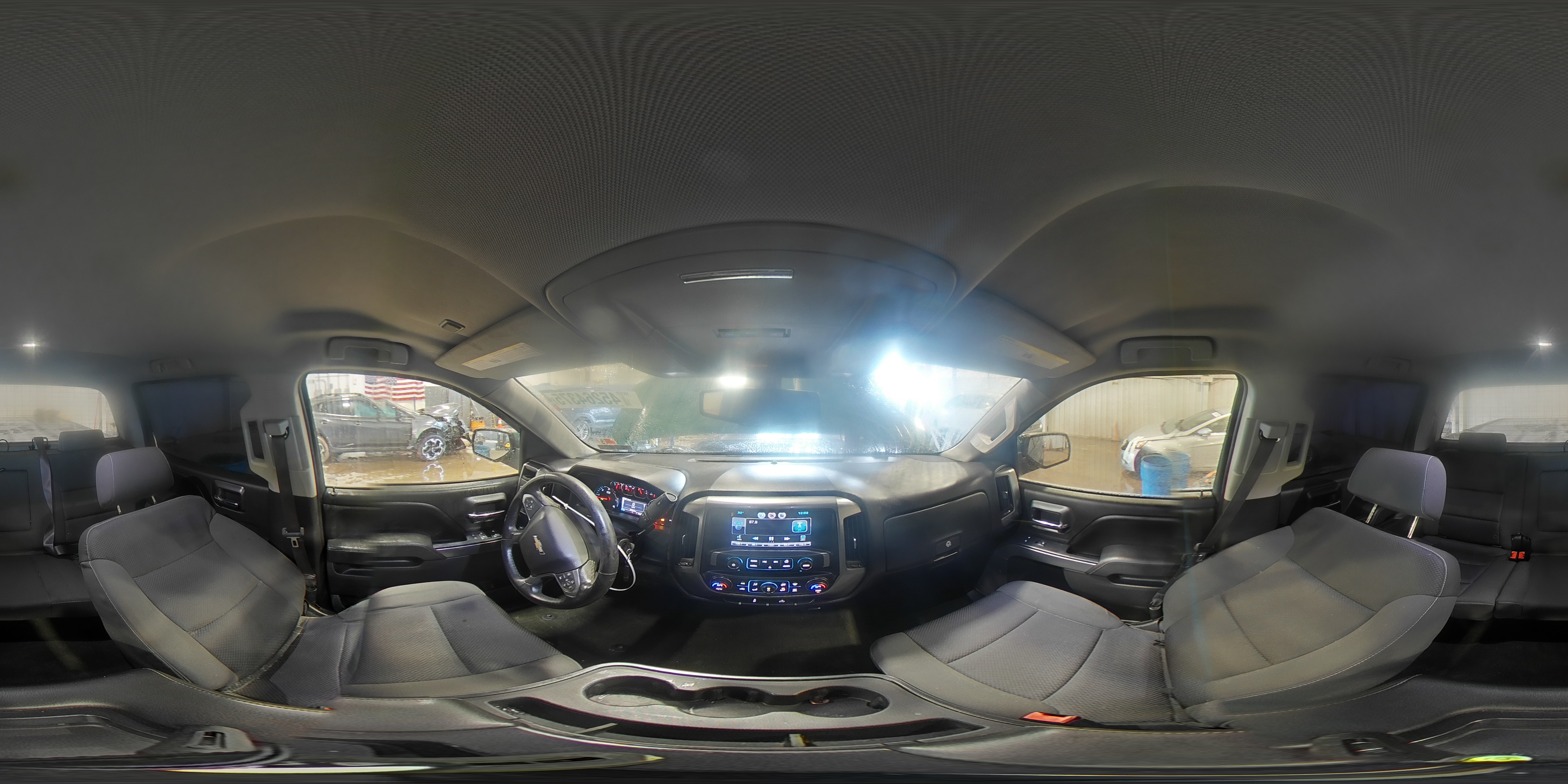 2015 Chevrolet Silverado - Image 14