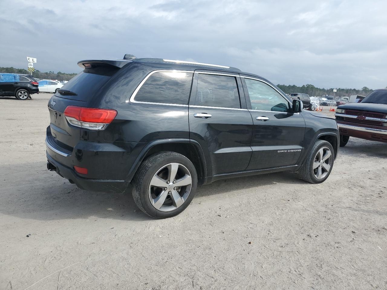 2015 Jeep Grand Cherokee - Image 3