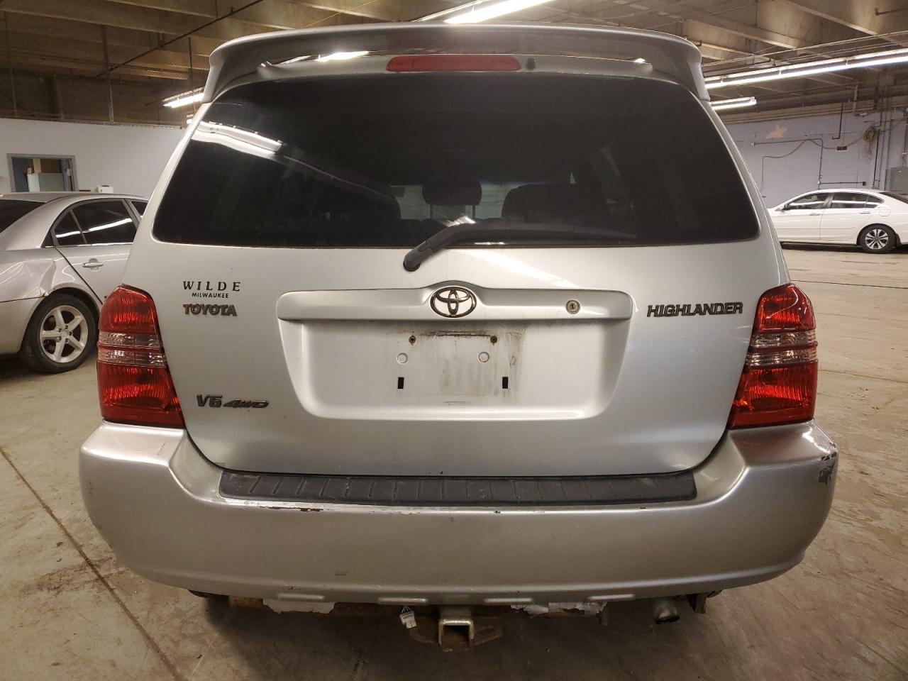 2003 Toyota Highlander - Image 6