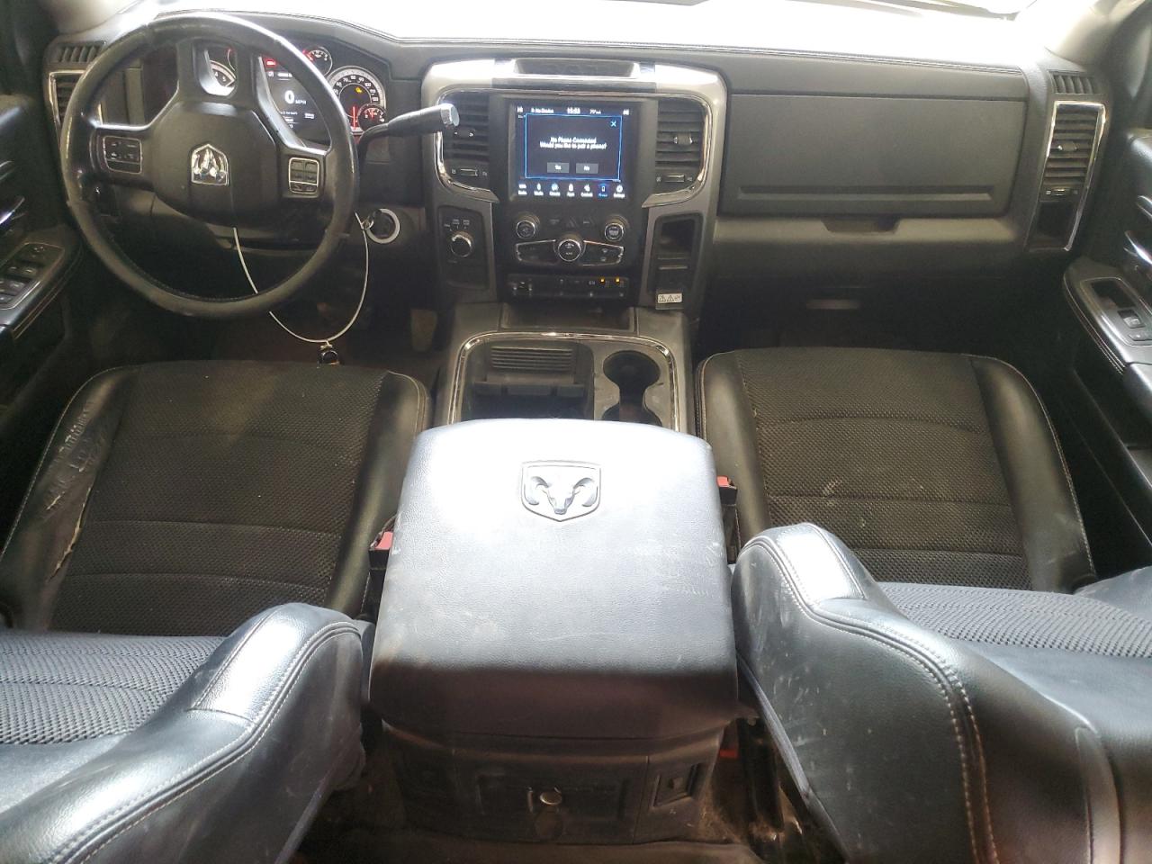 2018 RAM 3500 - Image 8