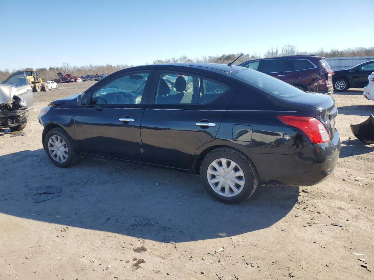 2012 Nissan Versa - Image 2