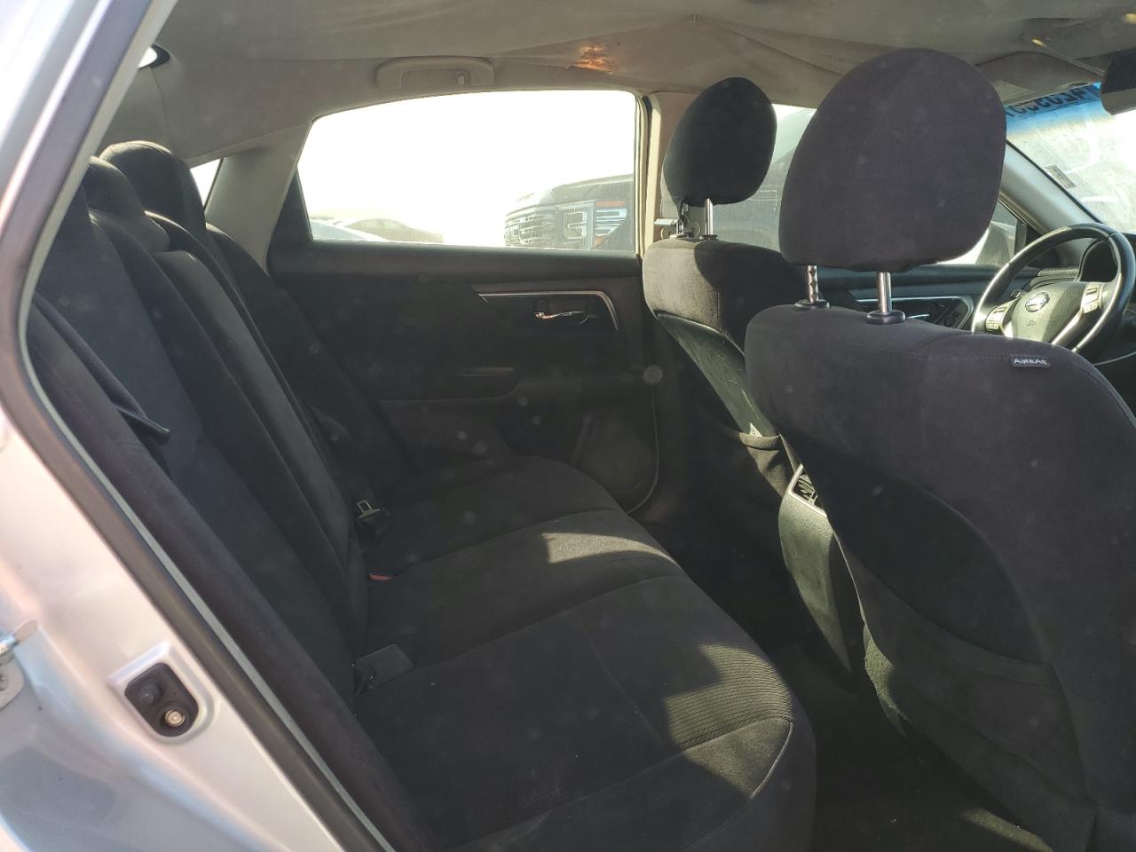 2013 Nissan Altima - Image 10