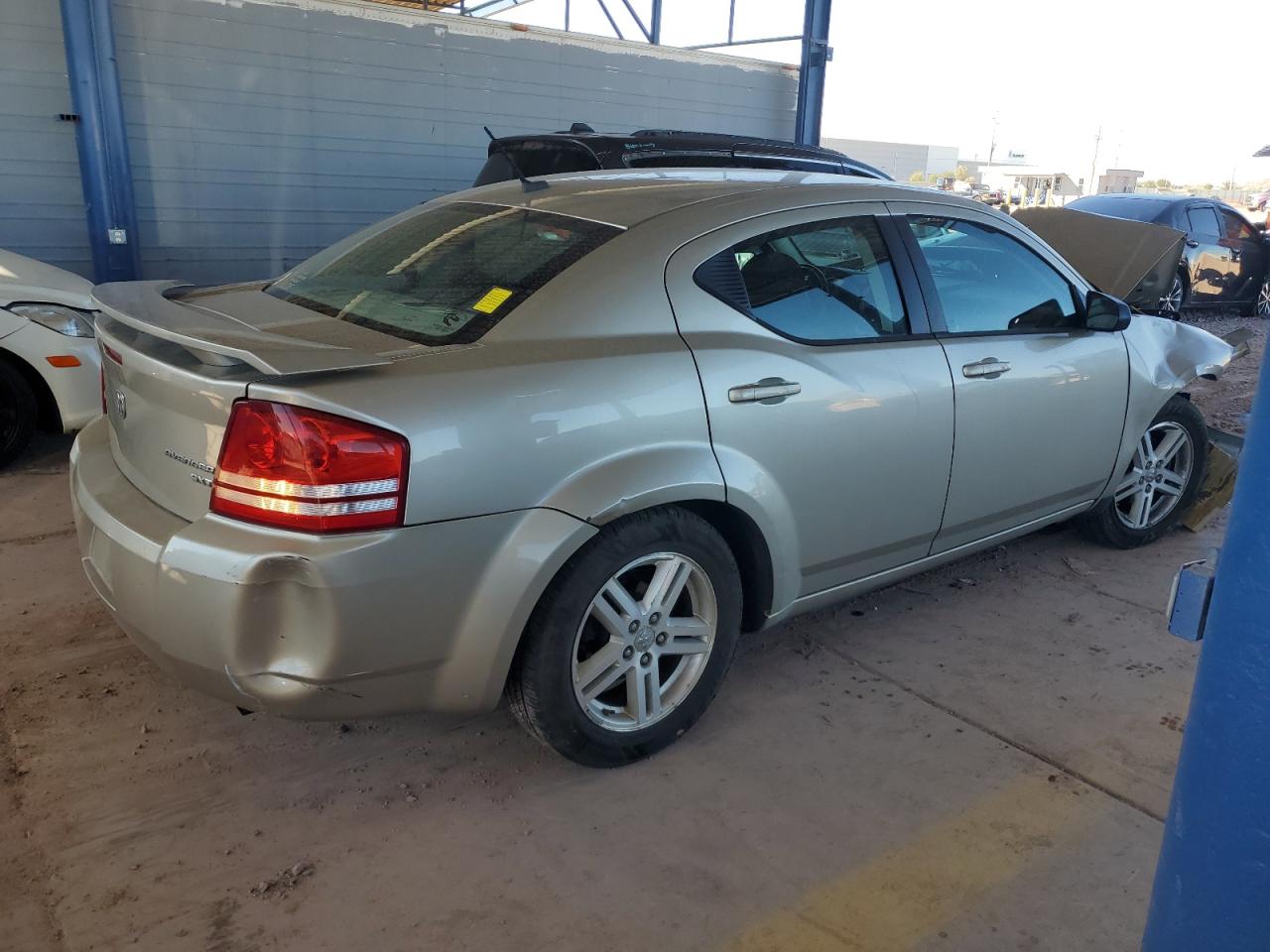 2009 Dodge Avenger - Image 3